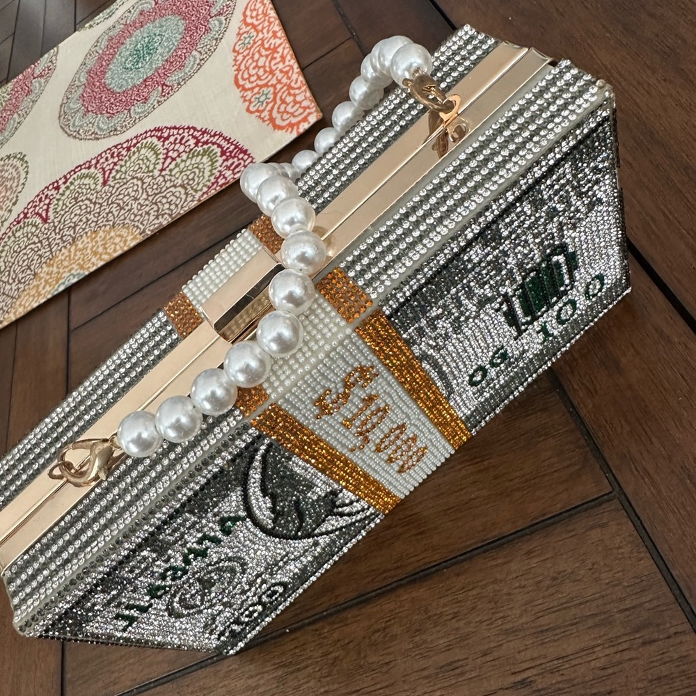 NEW rhinestone-embellished evening clutch - Picture 4 of 7